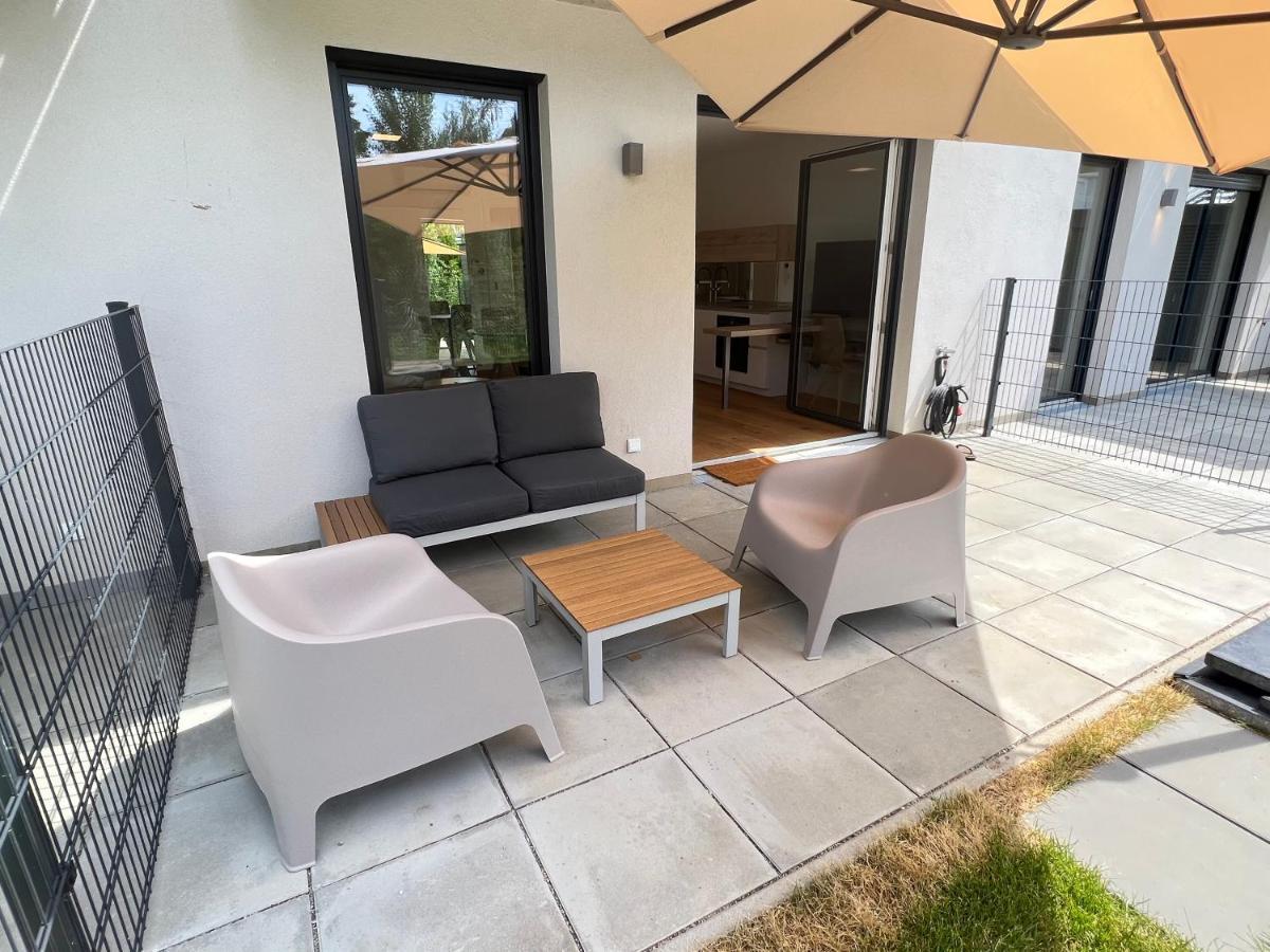 25H Spa-Residenz Best Sleep Privat Garden & Pools Neusiedl am See Bagian luar foto