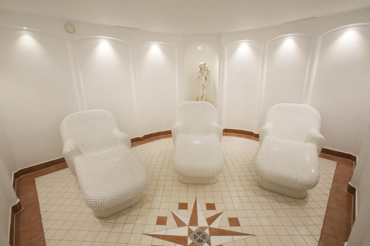 25H Spa-Residenz Best Sleep Privat Garden & Pools Neusiedl am See Bagian luar foto