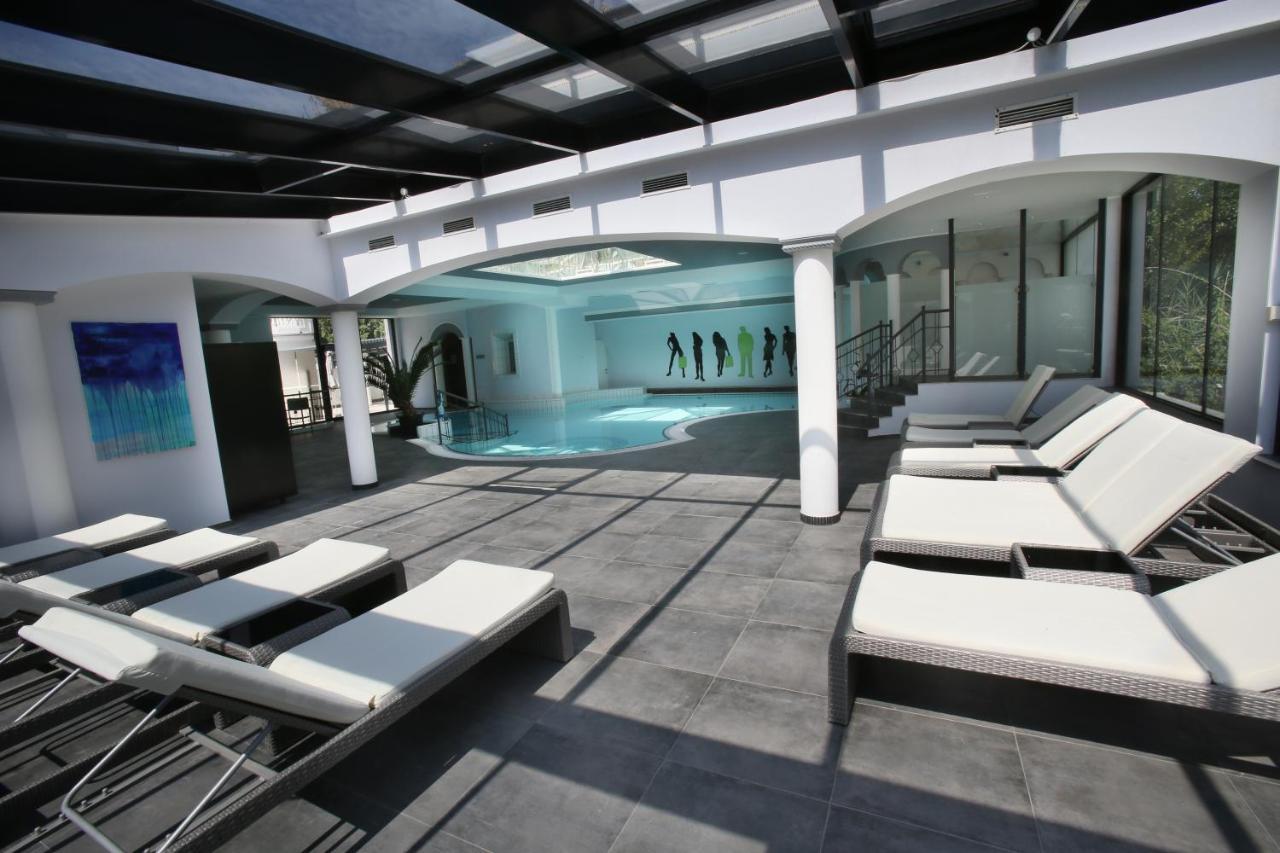 25H Spa-Residenz Best Sleep Privat Garden & Pools Neusiedl am See Bagian luar foto