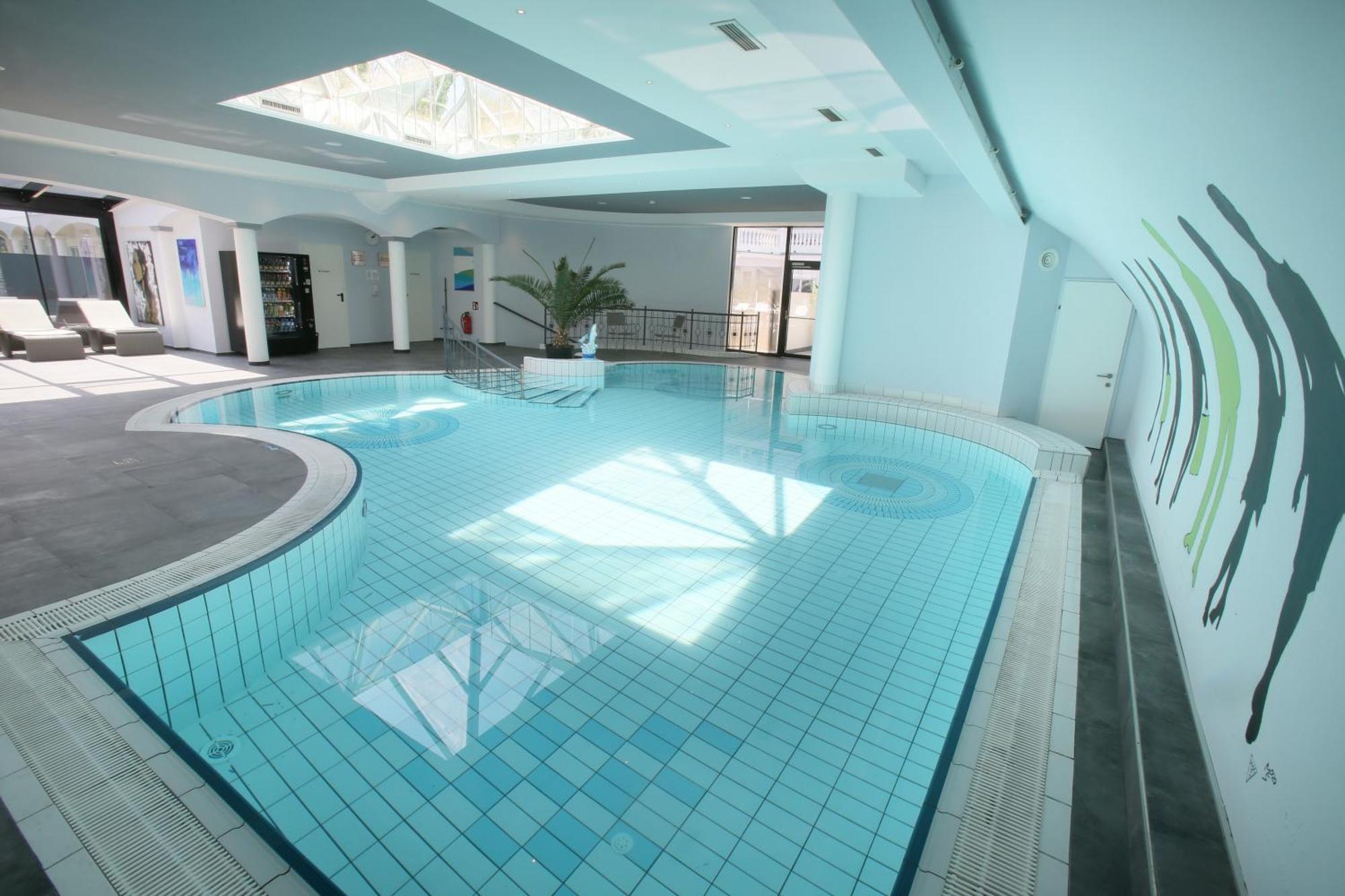 25H Spa-Residenz Best Sleep Privat Garden & Pools Neusiedl am See Bagian luar foto